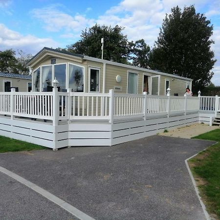 Caravan For Rent At Tattershall Holiday Park Kültér fotó